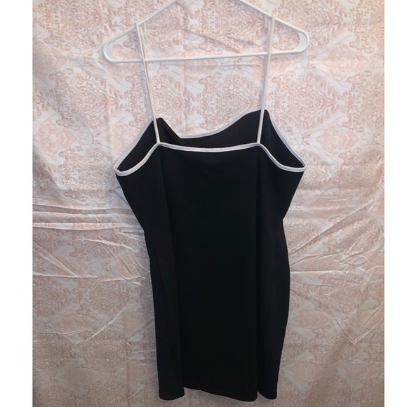 Forever 21 Plus Size Dress - Picture 2 of 2